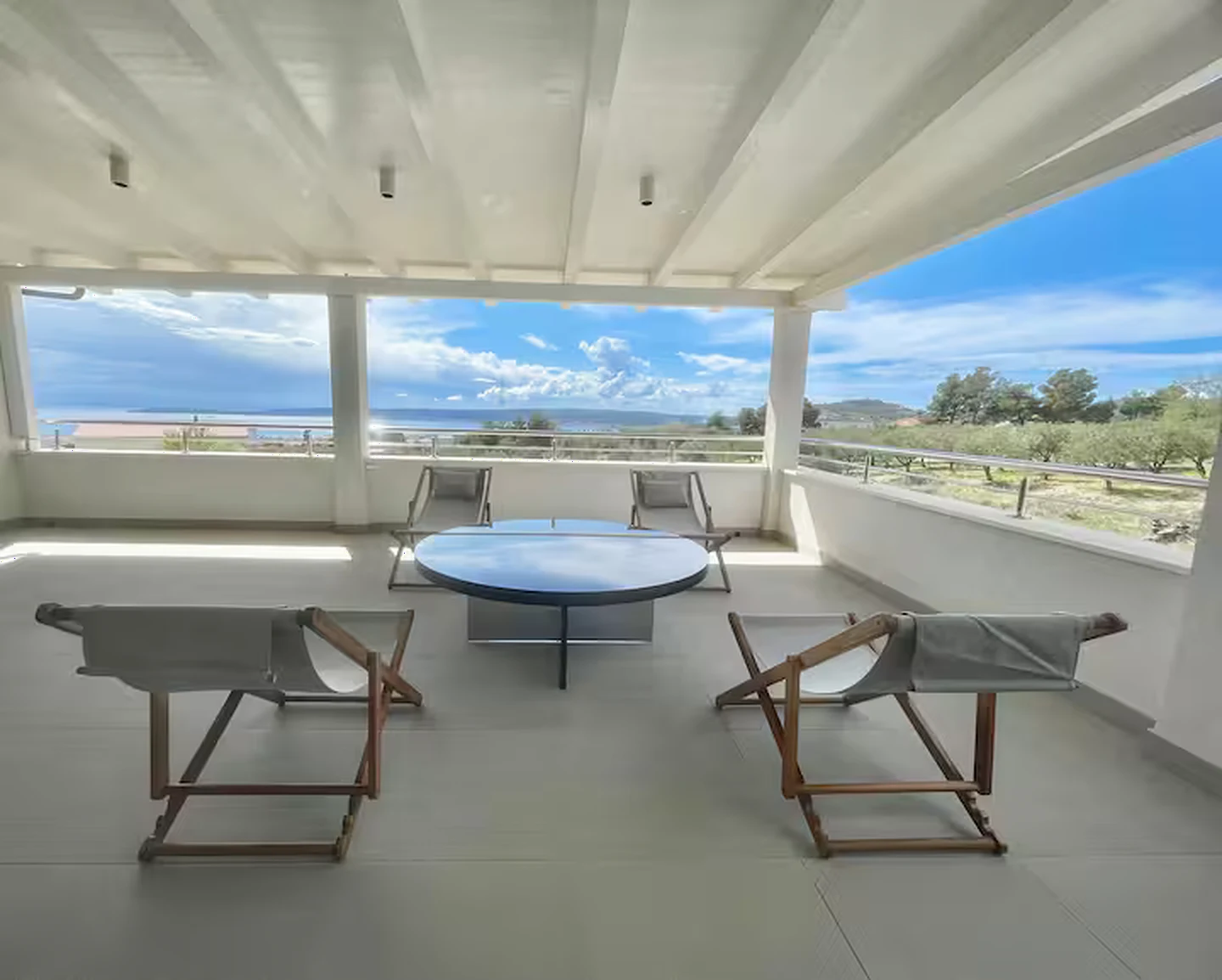 Sun deck