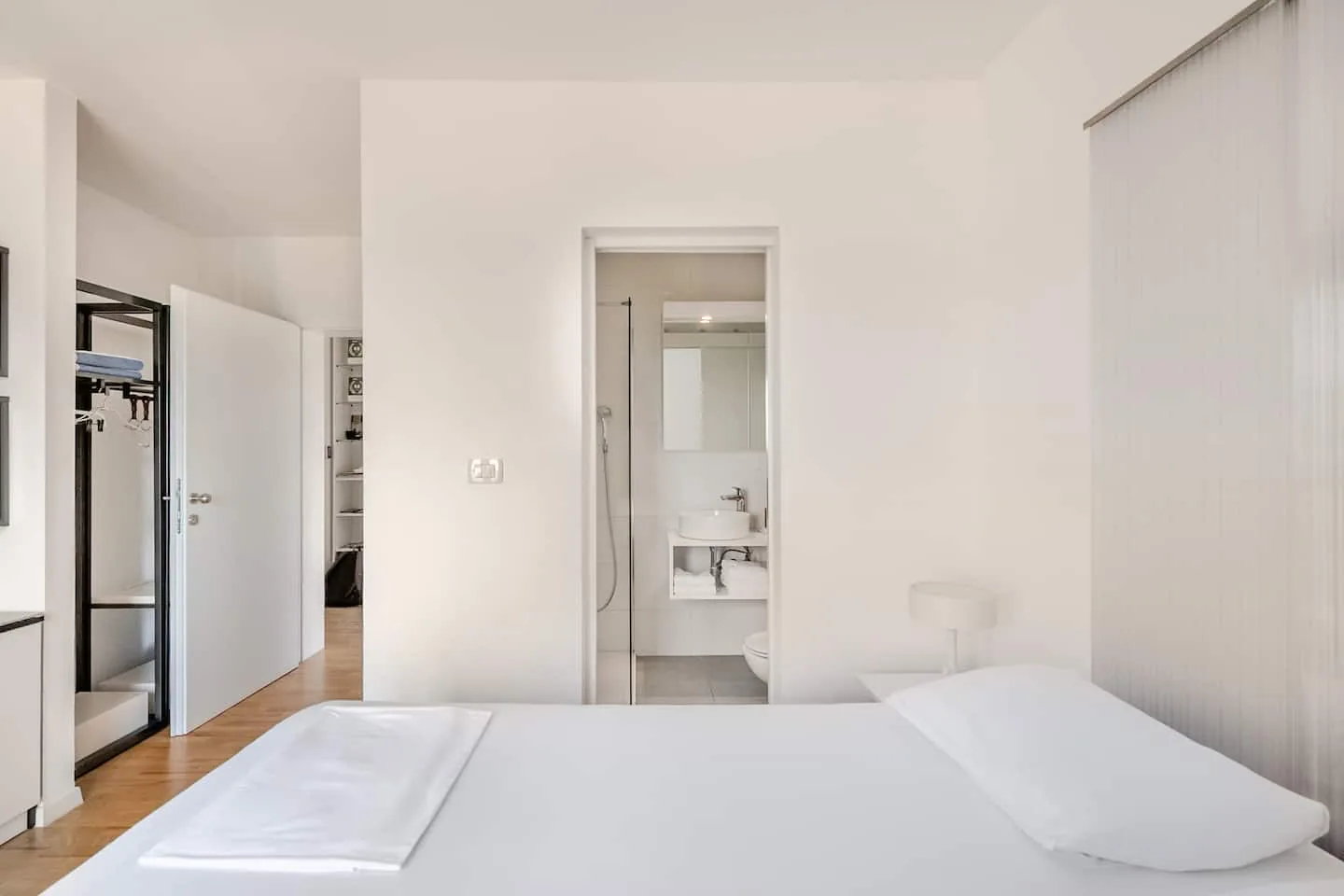 Villa Mila Deluxe Room — 9